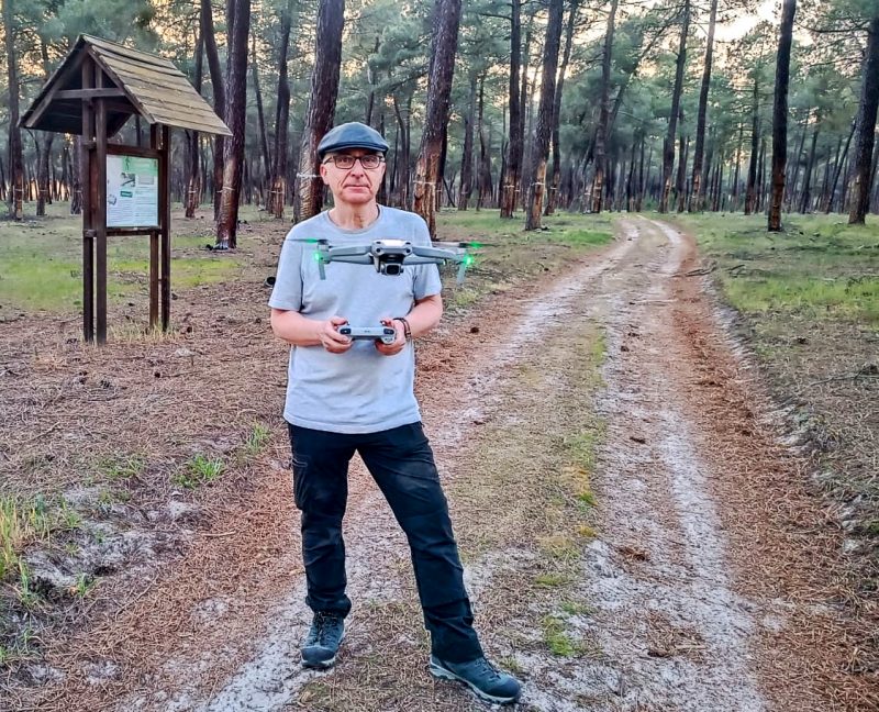 Javier Prieto Gallego. Piloto de drones.