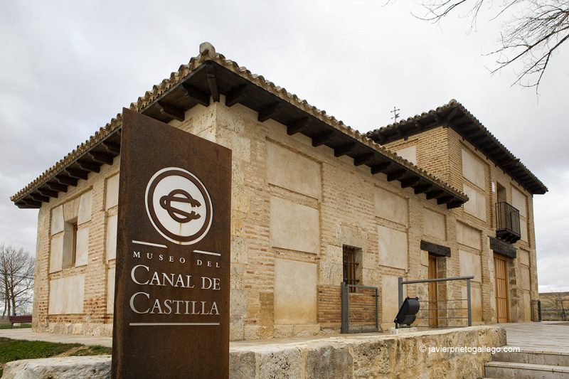 Museo del Canal ubicado en la Casa del Rey. Localidad de Villaumbrales. Canal de Castilla. Ramal de Campos. Palencia. Castilla y León. España © Javier Prieto Gallego