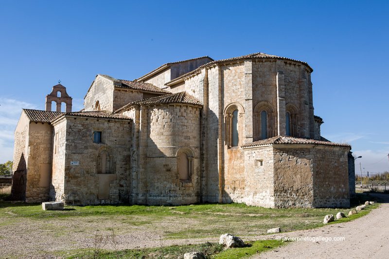 Iglesia del monasterio de Santa María de Palazuelos. Siglos XII-XIX. Cabezón de Pisuerga. Valladolid. Castilla y León. España © Javier Prieto Gallego