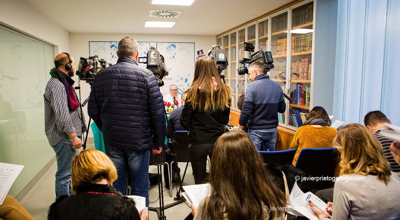 Presentación de la Semana sobre la Migraña realizada en Hospital Clínico de Valladolid. Valladolid. Castilla y León. España. © Javier Prieto Gallego