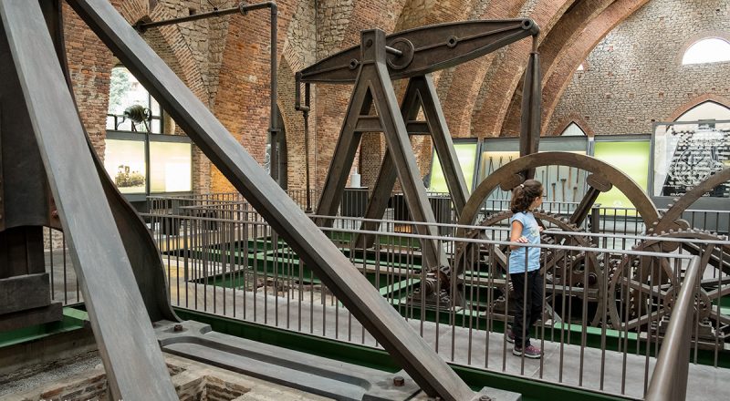Cuerpo de engranaje. Nave neogótica de la Ferrería de San Blas. Museo de la Siderurgia y la Minería de Castilla y León. Localidad de Sabero. León. Castilla y León. España © Javier Prieto Gallego