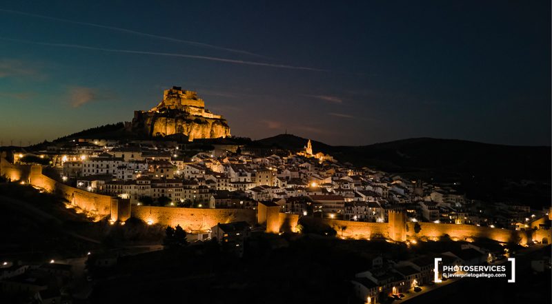 Fotografía nocturna con dron de Morella. Castellón. Comunidad de Valencia. España. © Javier Prieto Gallego.