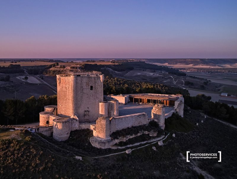 Castillo de Íscar. Valladolid. Castilla y León. España. © Javier Prieto Gallego.