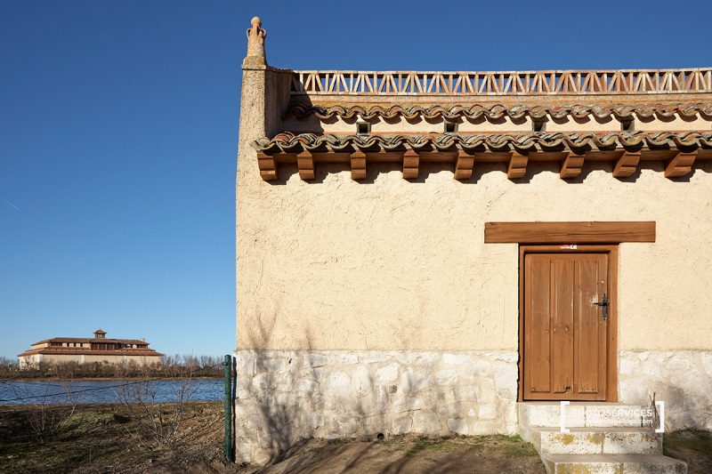 Uno de los observatorios de la Reserva Natural Lagunas de Villafáfila. Zamora. Castilla y León. España.© Javier Prieto Gallego