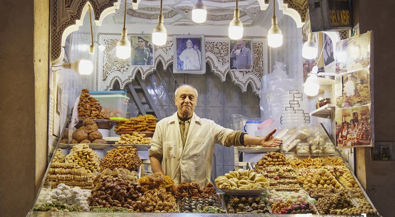 Patisserie Belkabir. Zoco.Calles de la medina. Marrakech. Marruecos © Javier Prieto Gallego.